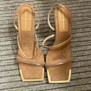 Good American square toe heels